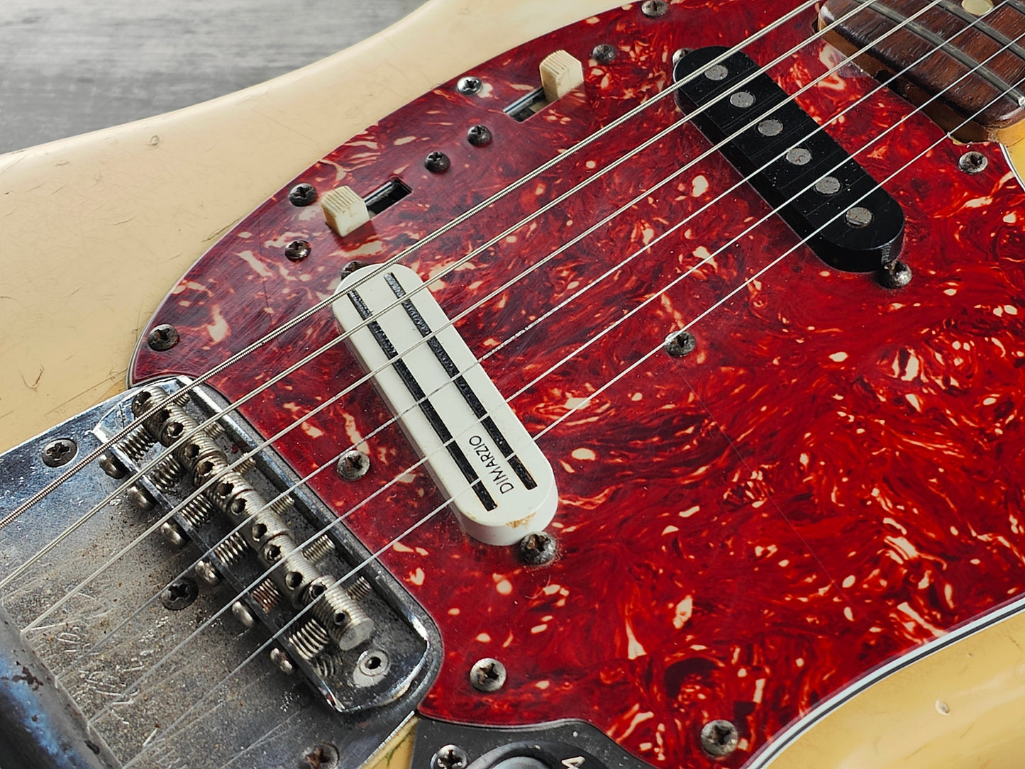 1973 Fender USA Mustang (Aged Olympic White)