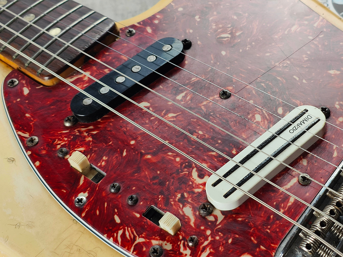 1973 Fender USA Mustang (Aged Olympic White)