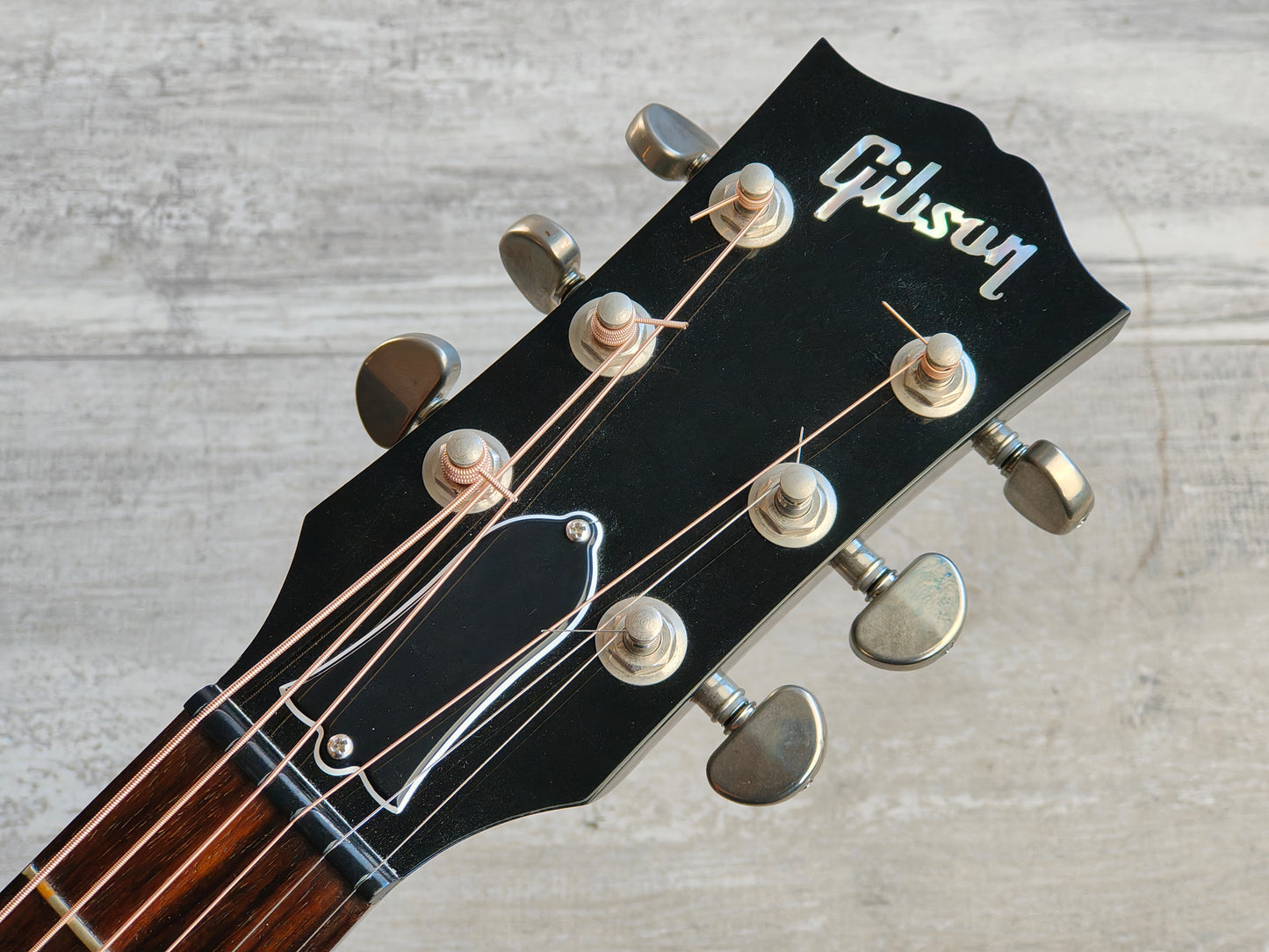 2021 Gibson J-45 Standard Acoustic Guitar w/LR Baggs (Vintage Sunburst)