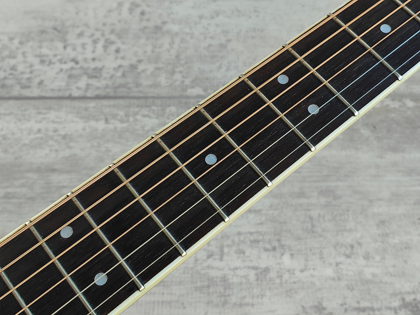 Morris G-35WR Electric Acoustic Guitar w/Pickup (Wine Red)