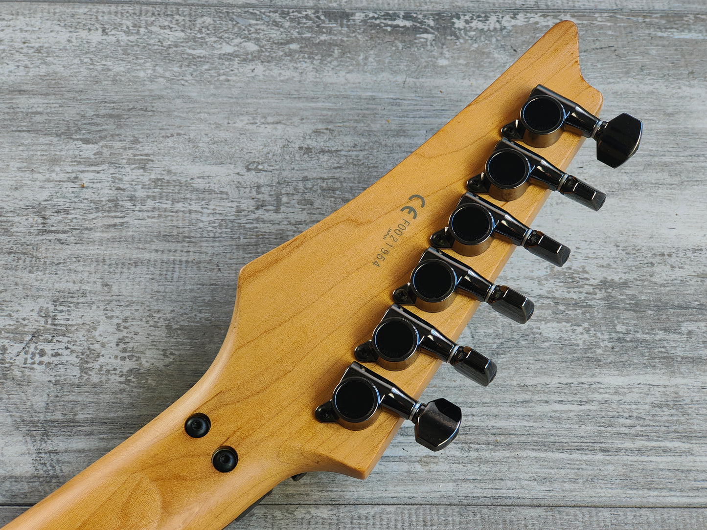2000 Ibanez Japan RG680CM HSH Superstrat (Curly Maple Deep Blue)