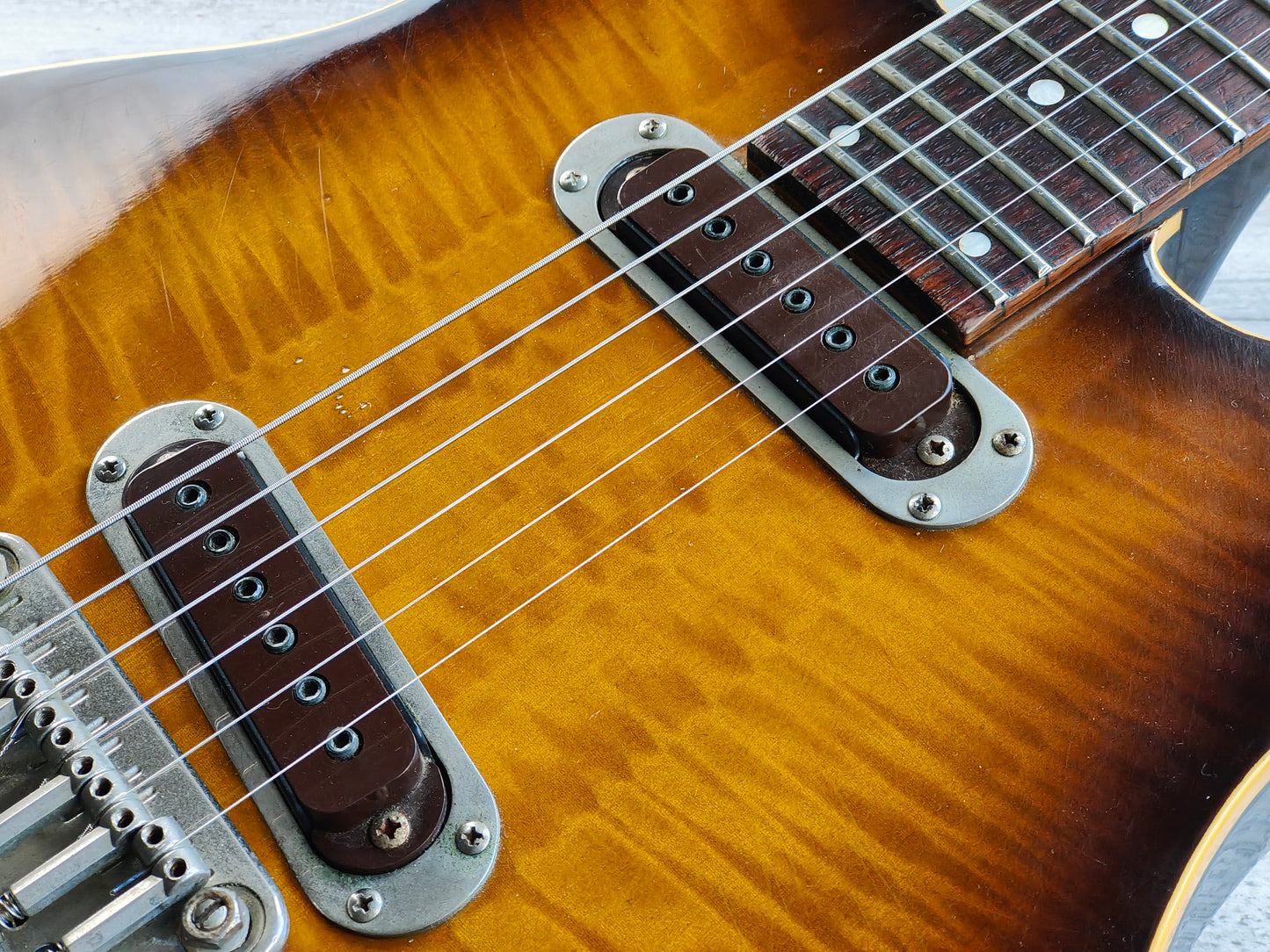 1978 Greco Japan BW-600 "Brawler" Tulip Style Double Cutaway (Brown Sunburst)