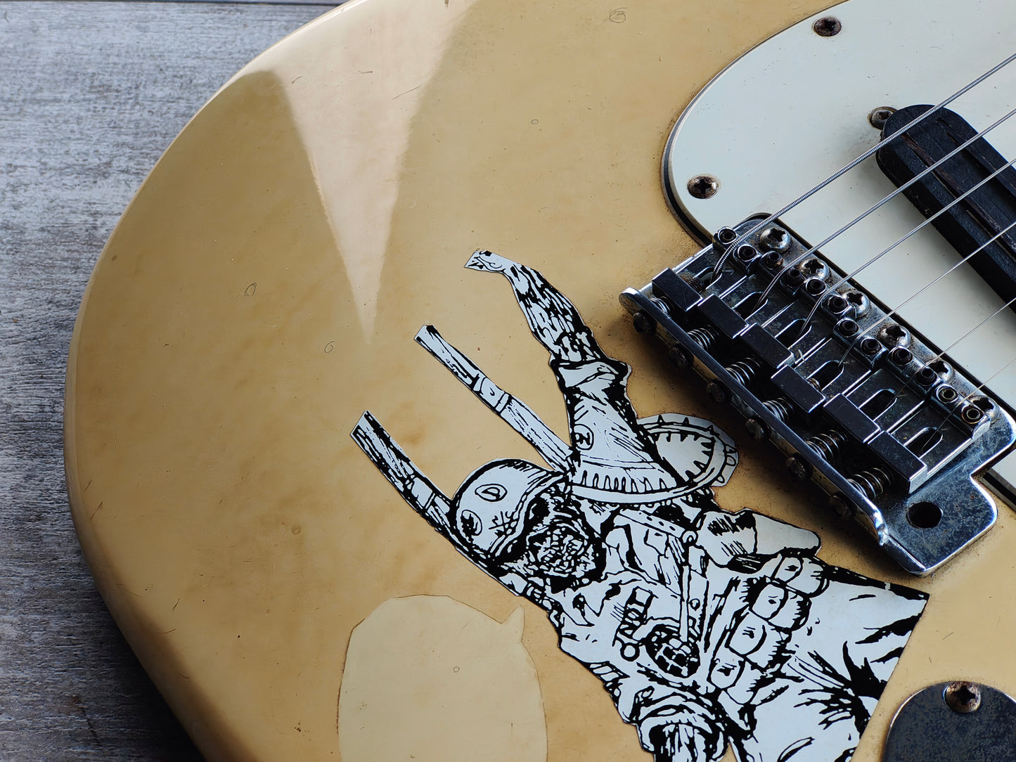 1985 Fender Japan ST72-65 '72 Reissue Blackmore Scalloped Stratocaster (White)