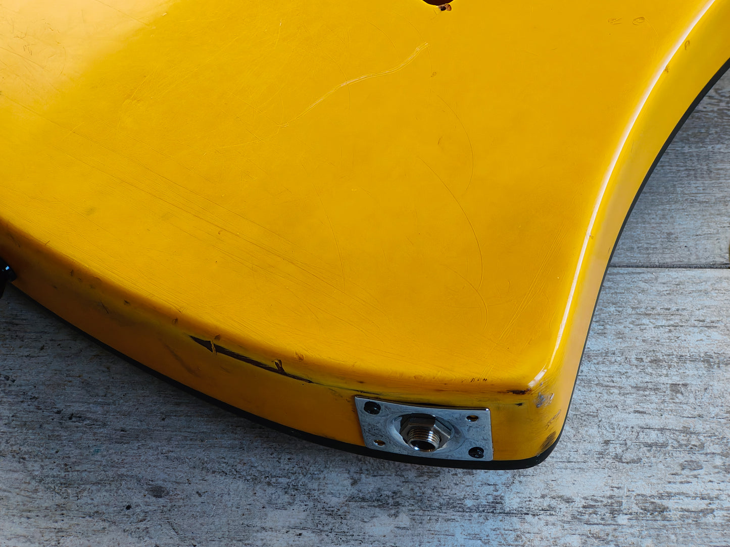 1981 Washburn Japan A-15V Stage Series LH Left Handed Explorer (Yellow)