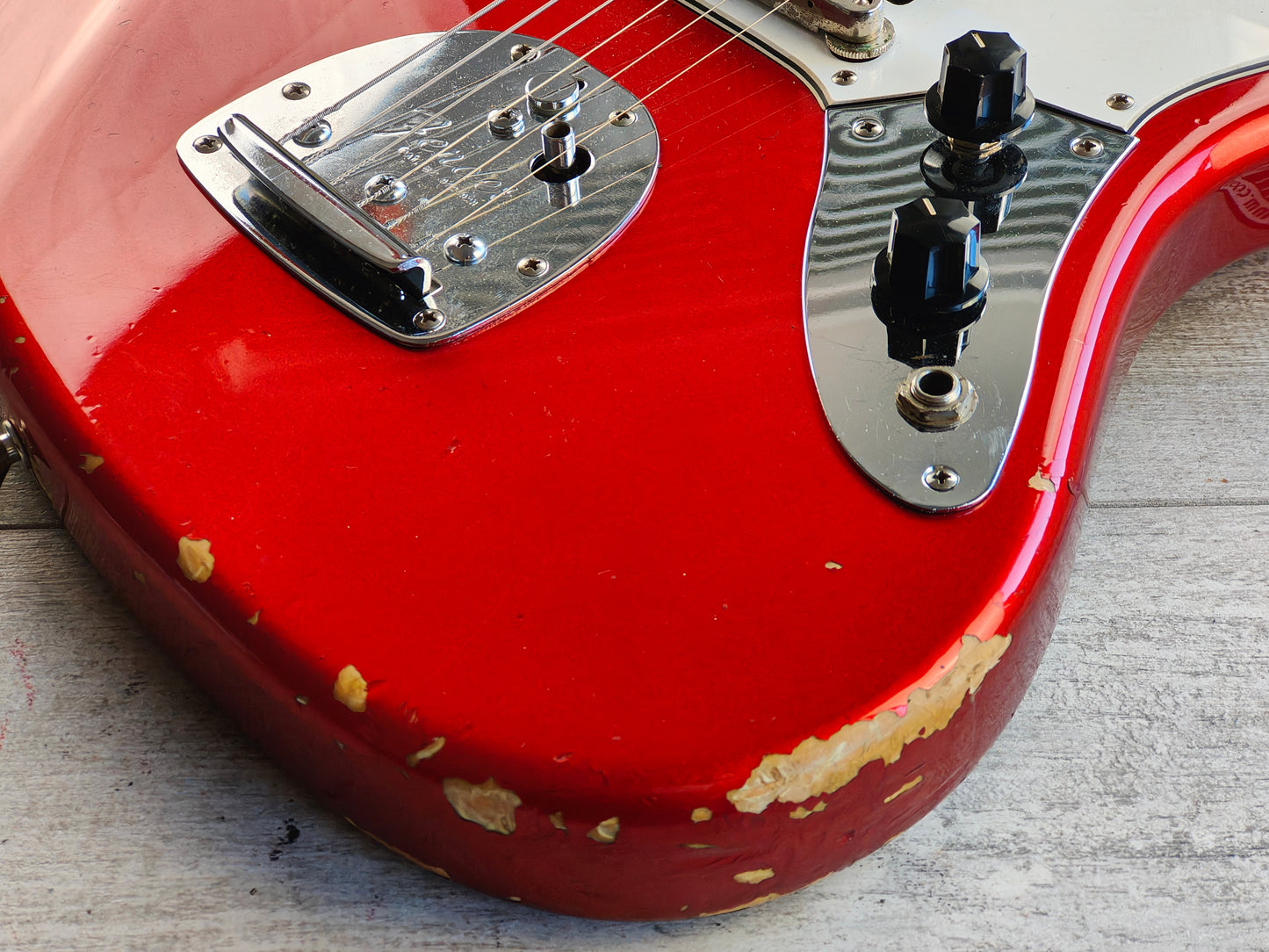 1997 Fender Japan JG66-85 '66 Reissue Jaguar w/Bridge Humbucker (Candy Apple Red)