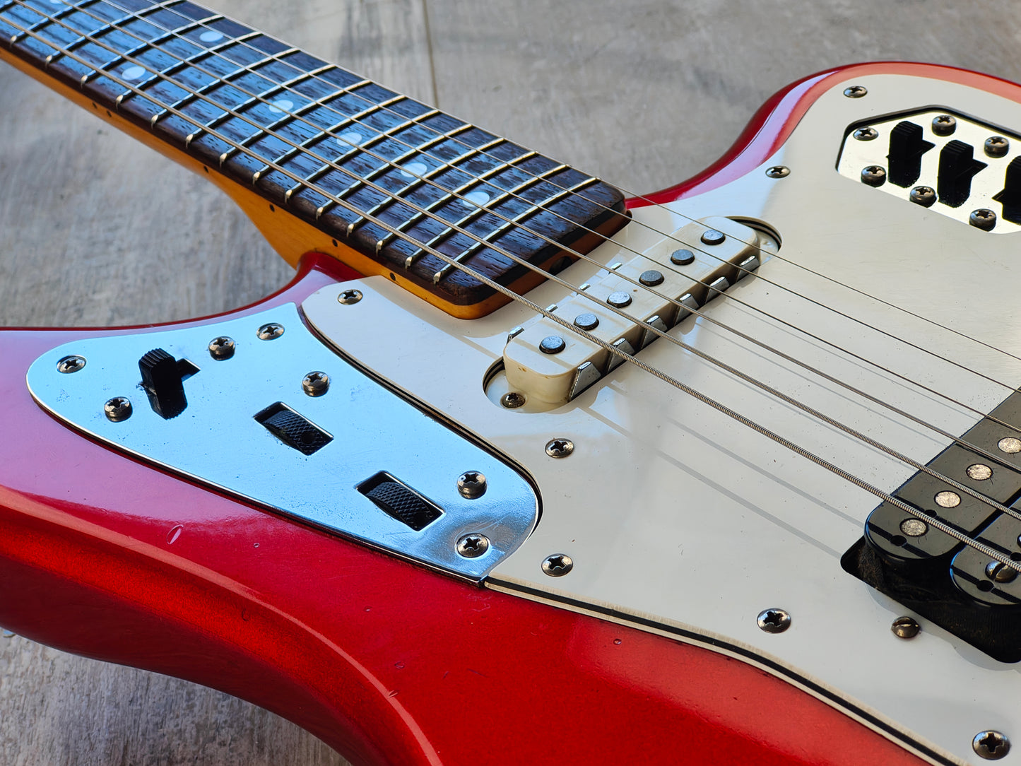 1997 Fender Japan JG66-85 '66 Reissue Jaguar w/Bridge Humbucker (Candy Apple Red)
