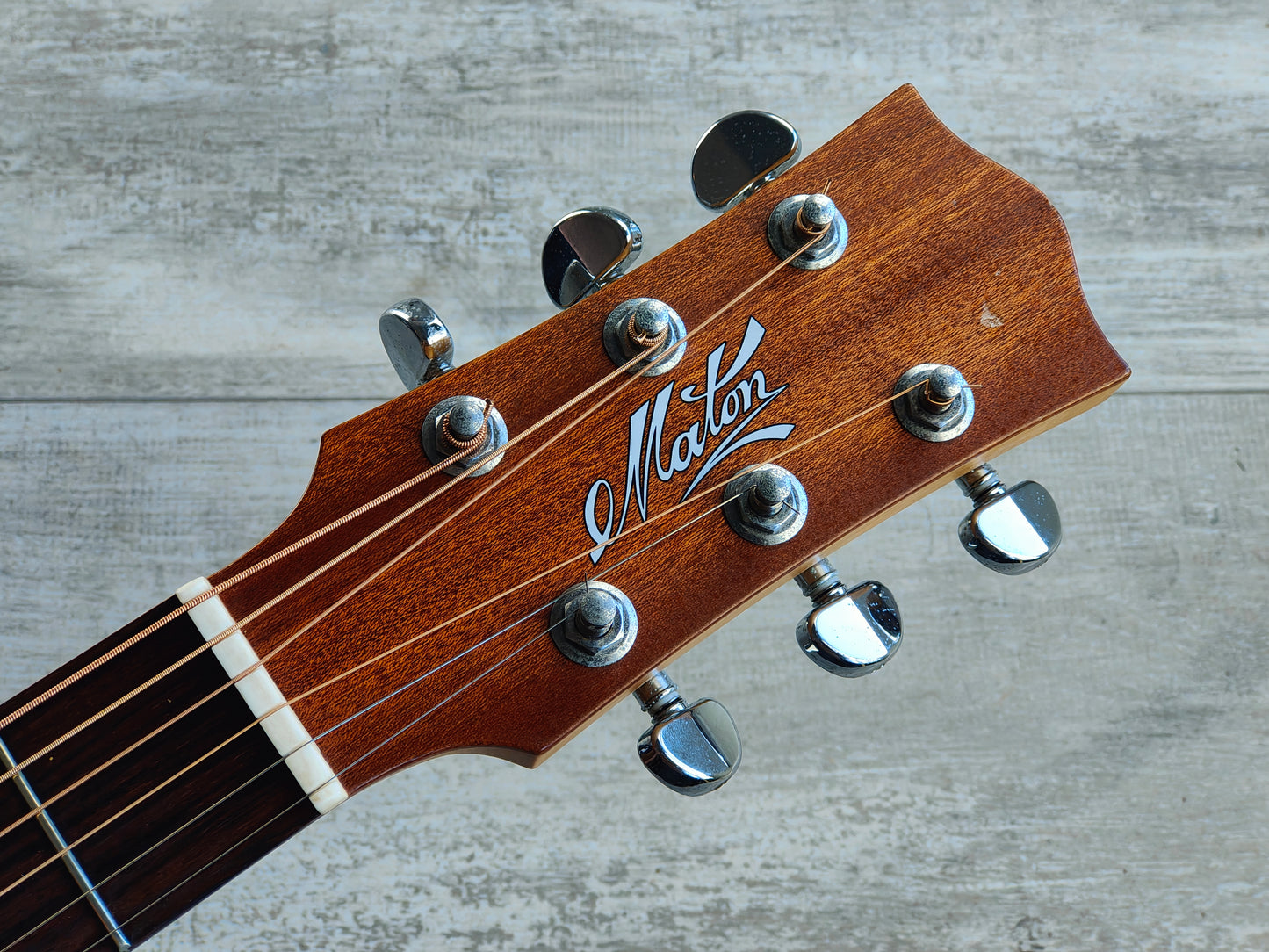 Maton SRS60C Acoustic Electric Guitar w/AP5 Pickup (Natural)