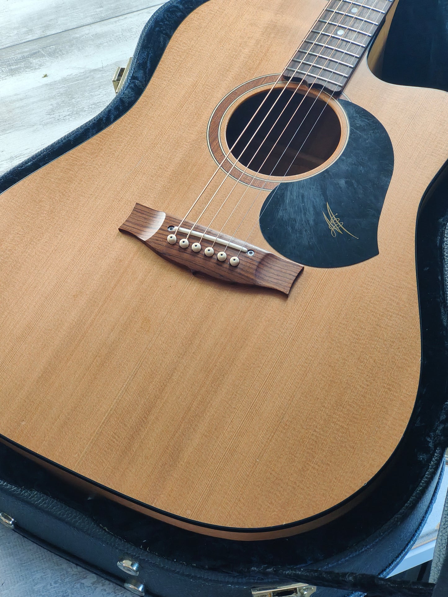 Maton SRS60C Acoustic Electric Guitar w/AP5 Pickup (Natural)
