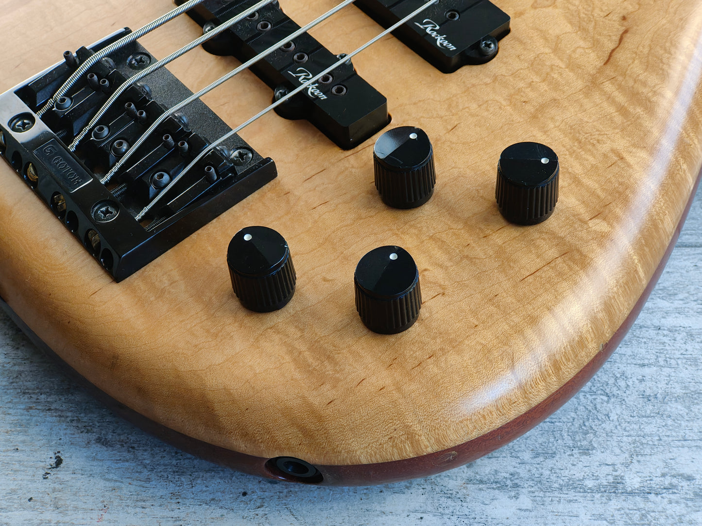 1990's Rockoon Japan (by Kawai) RB Series Medium Scale Fretless Bass (Natural)