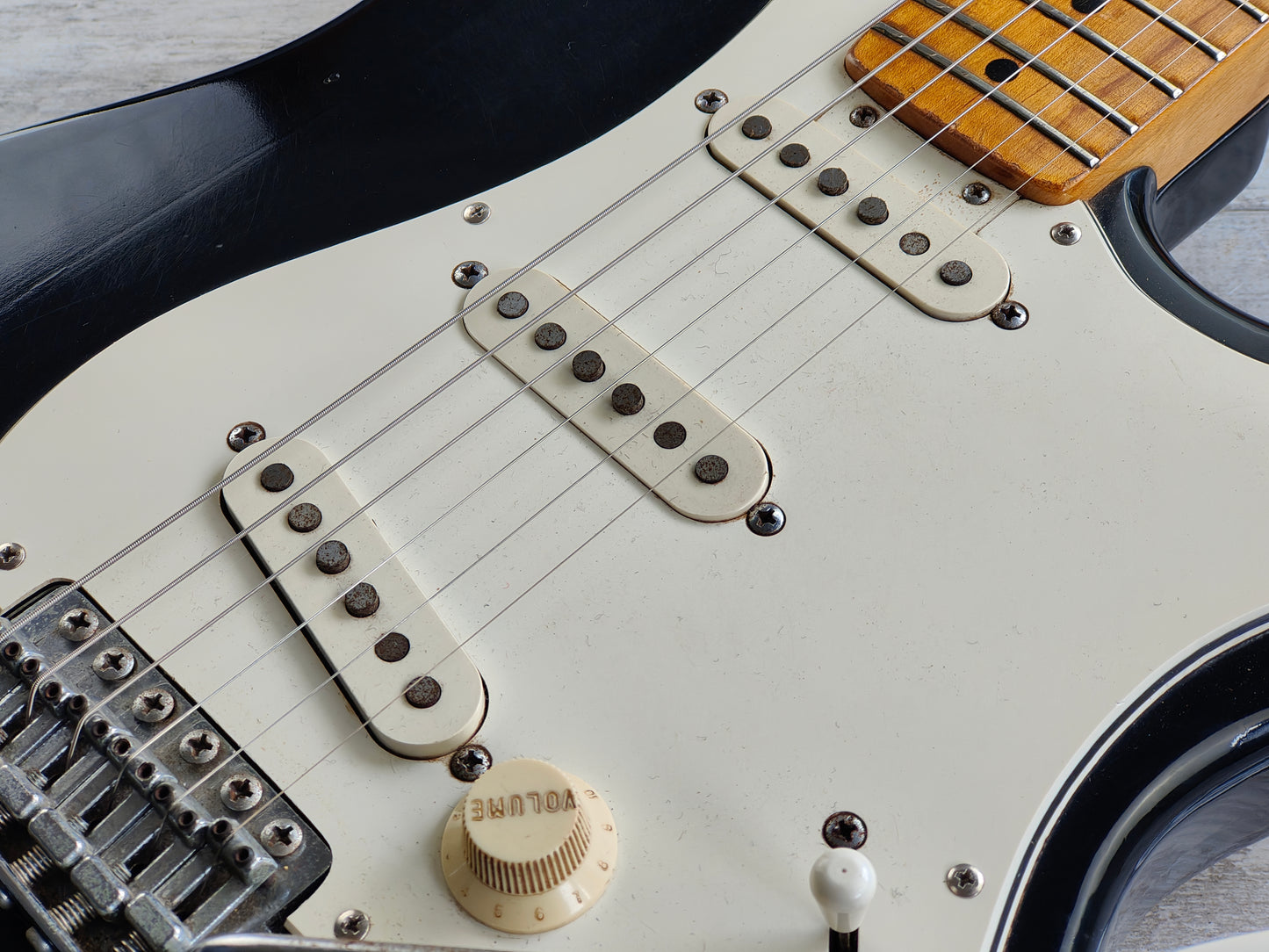 1974 Greco Japan SE-500B Vintage Stratocaster (Black)