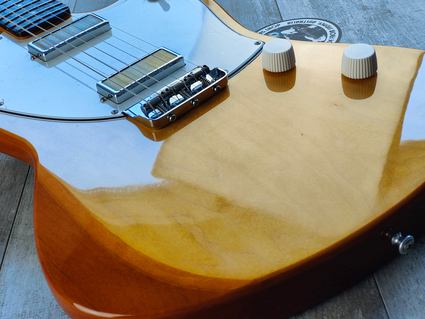 Harmony USA Silhouette "Special Run" Offset w/Gold Foils (Natural)