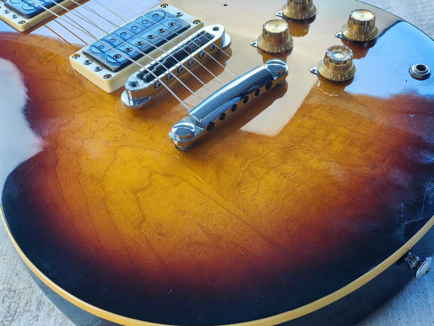 1981 Yamaha Japan SG-600 Double Cutaway (Brown Sunburst)