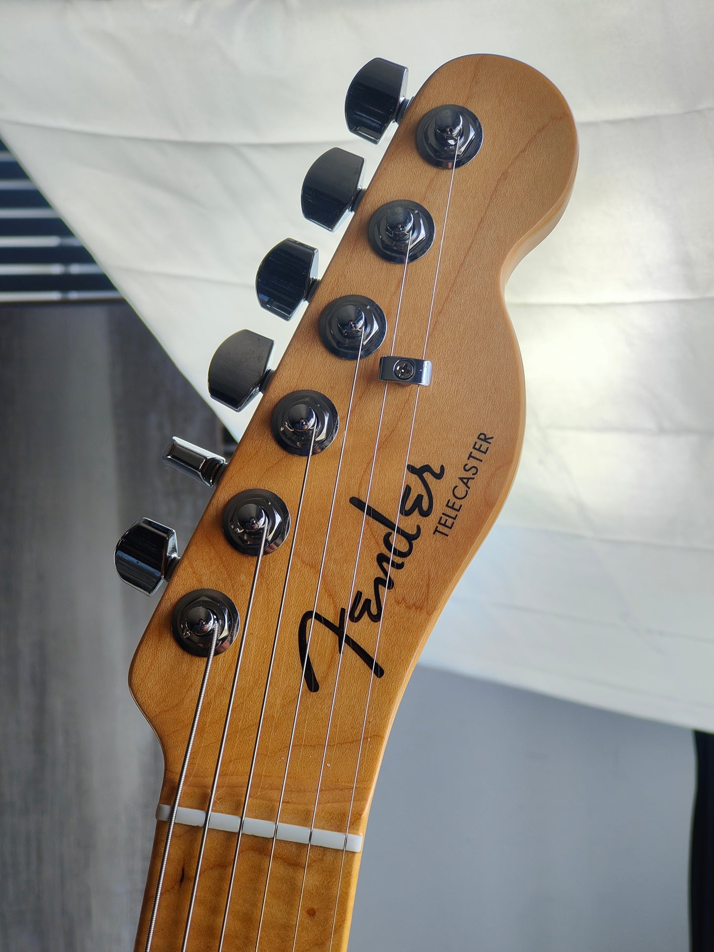 2016 Fender USA American Elite Thinline Telecaster (Mystic Ice Blue)