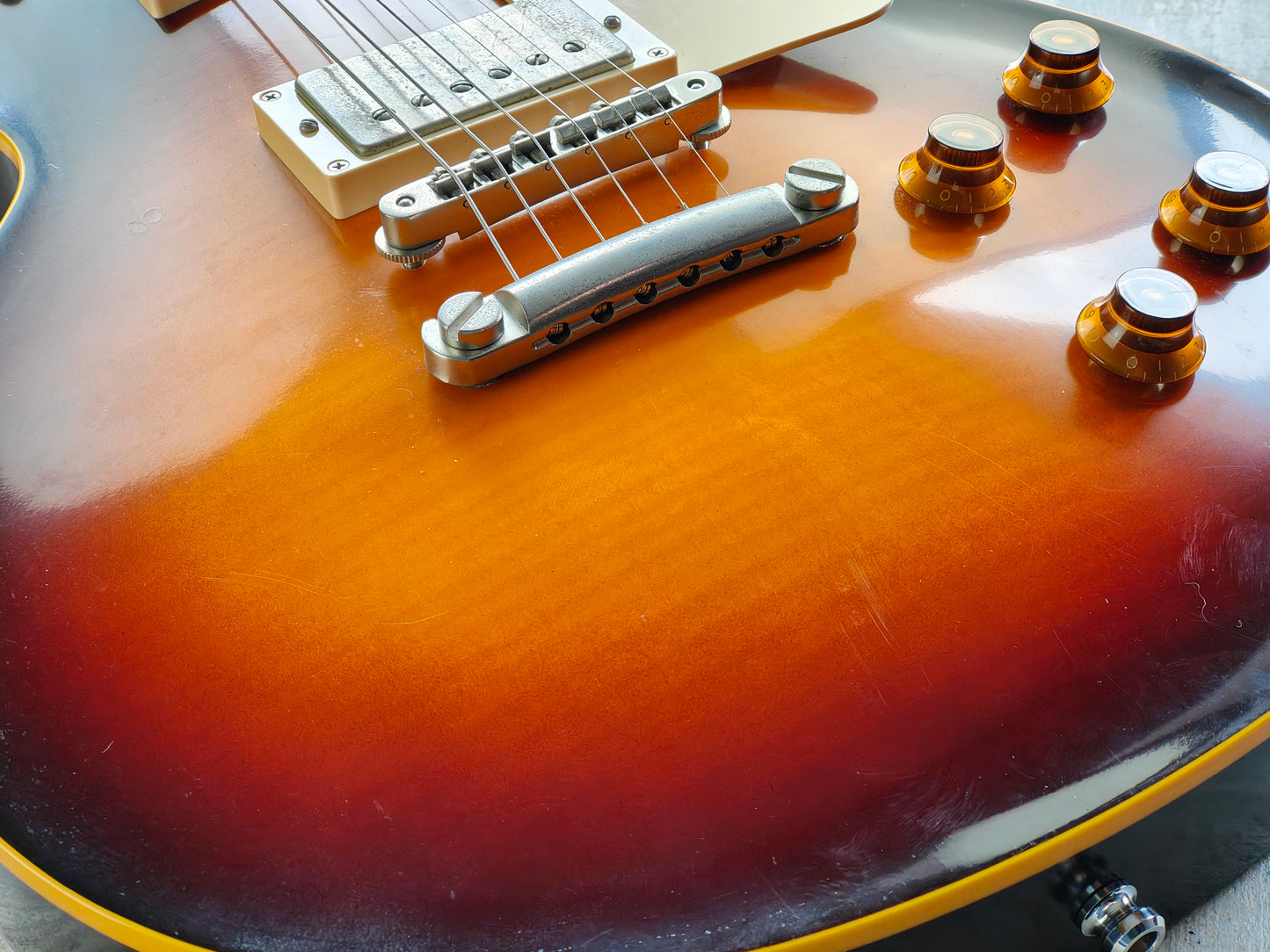 2011 Edwards E-LP-108LTS Les Paul Standard (Brown Sunburst)