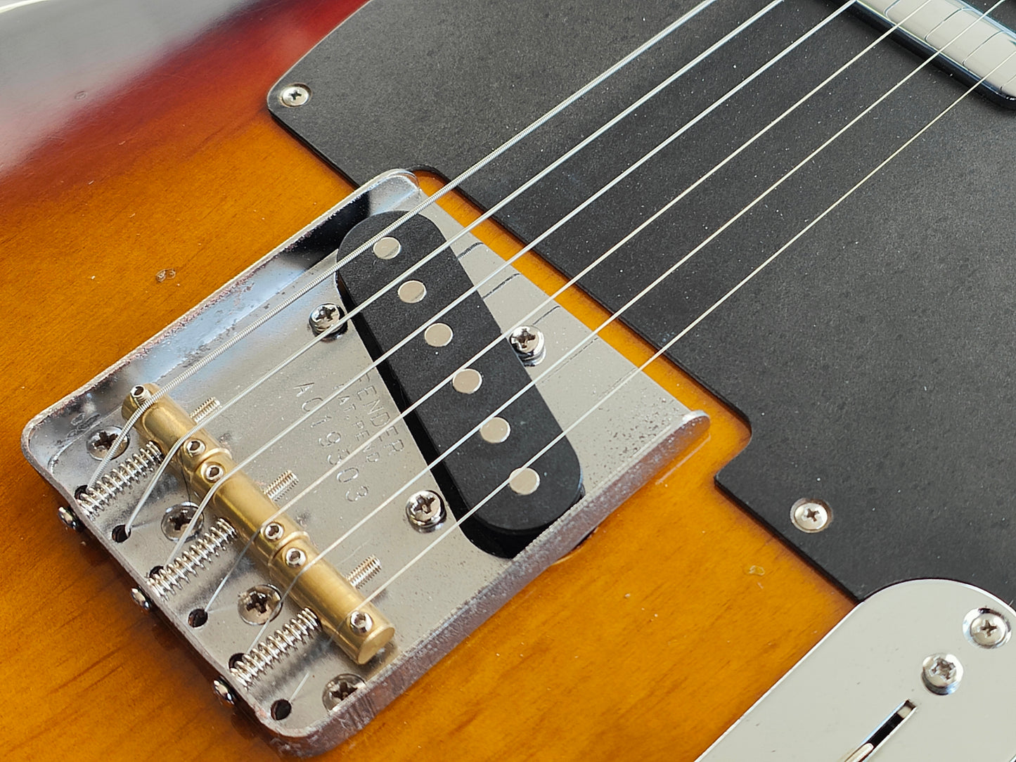 1997 Fender Japan TL62B-70 '62 Reissue Bound Telecaster (Sunburst)