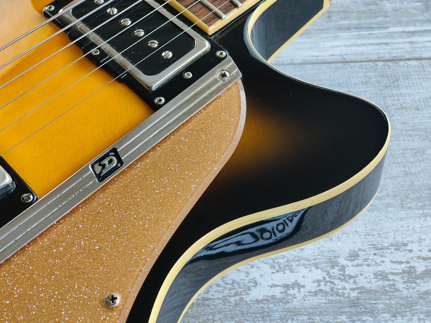 2015 Duesenberg Starplayer TV Semi Hollowbody (2-Tone Sunburst)