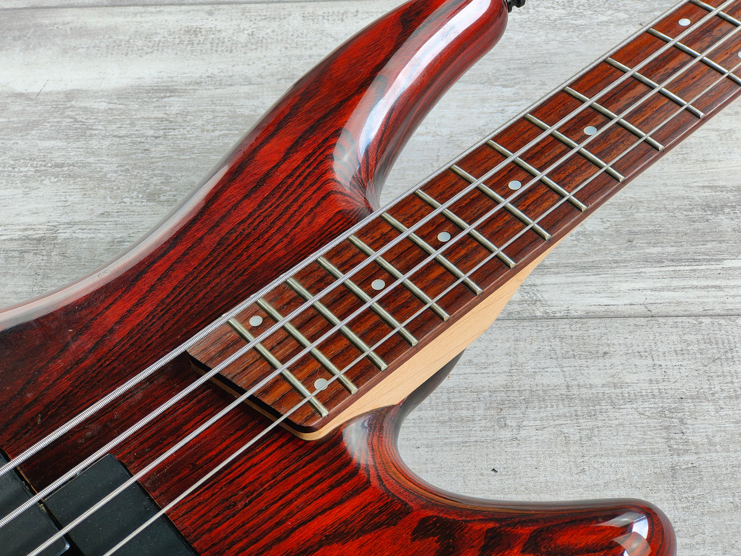 1996 Ibanez Japan SR-400 SDGR Soundgear Bass (Walnut)