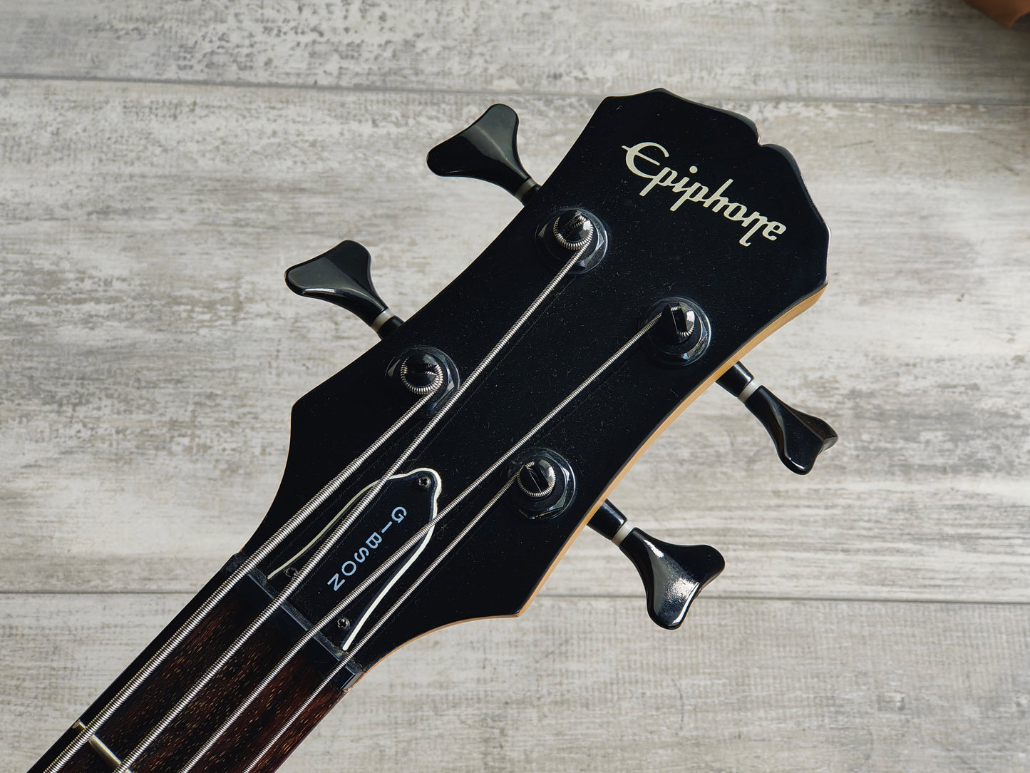 1997 Epiphone Korea Les Paul Bass (Amber Sunburst)