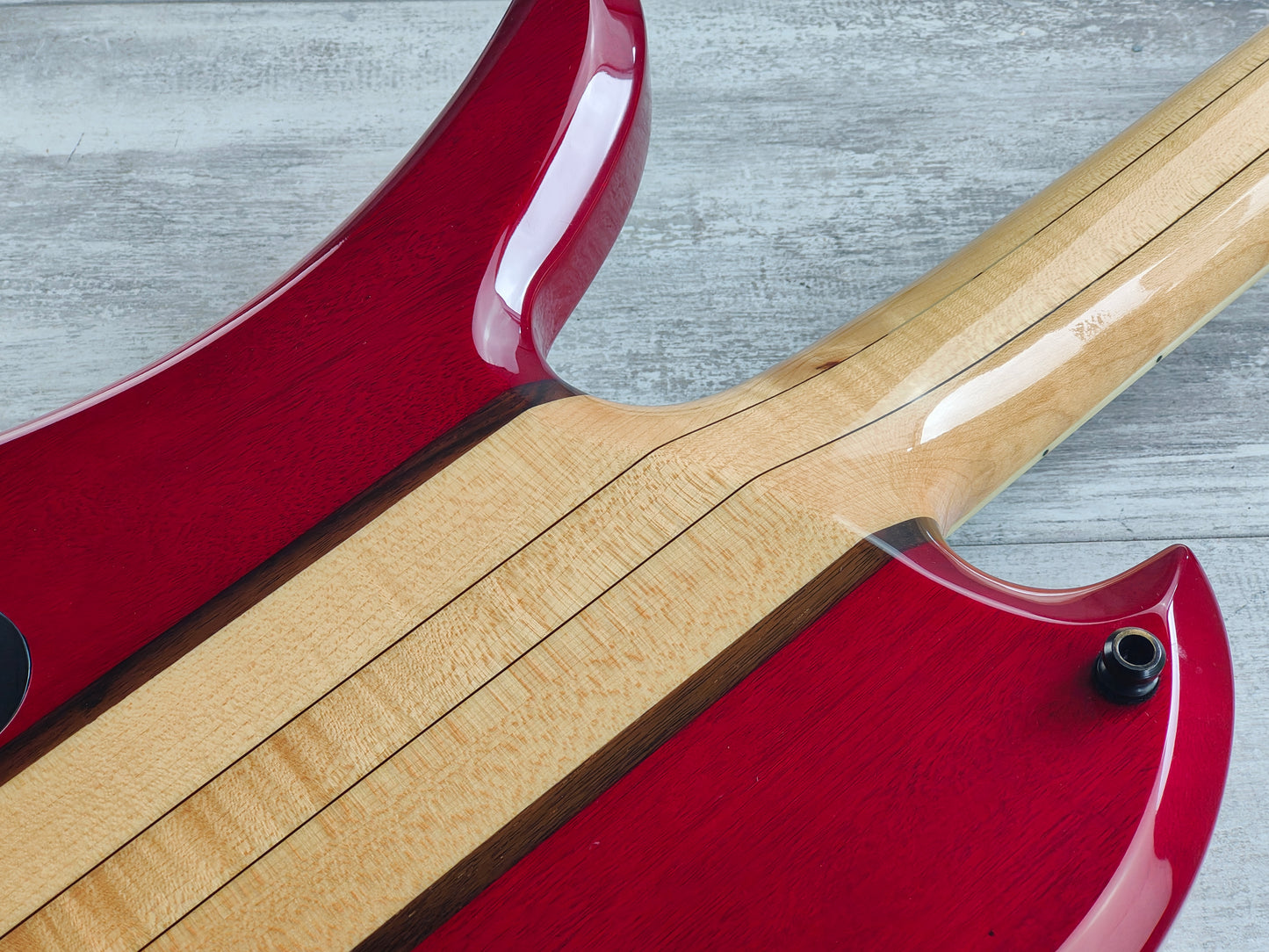 2004 BC Rich Heritage Classic Neckthrough Mockingbird Bass (Quilt Trans Red)