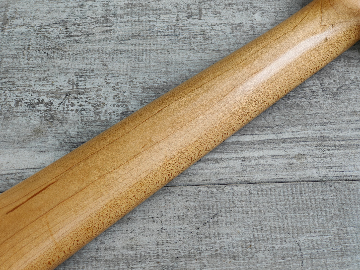 1992 Fender Japan MST-32 Mini Stratocaster (White Ash)