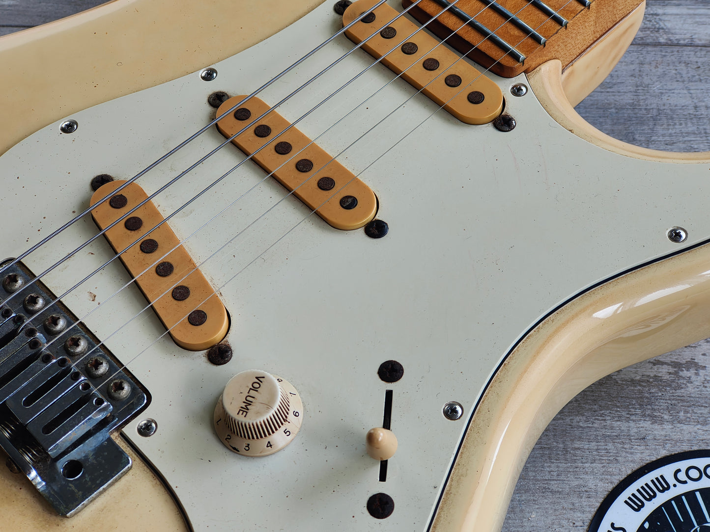 1989 Fender Japan STM55 Pro Feel "Medium Scale" Stratocaster (White)