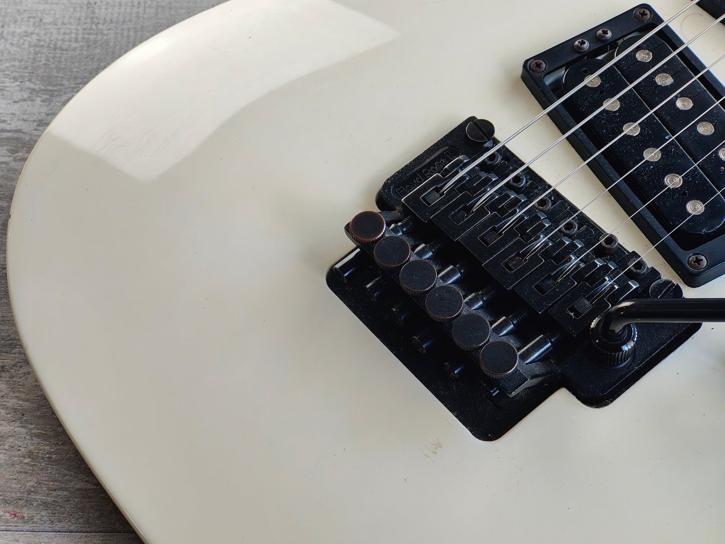 1989 Kramer 100 Series 620 HSS Superstrat w/Floyd Rose (White)