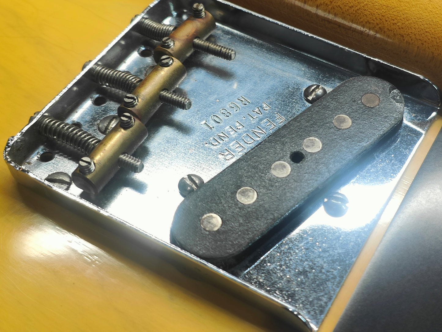 2007 Fender USA Custom Shop '51 Reissue Telecaster "Nocaster" (Blonde Light Relic)