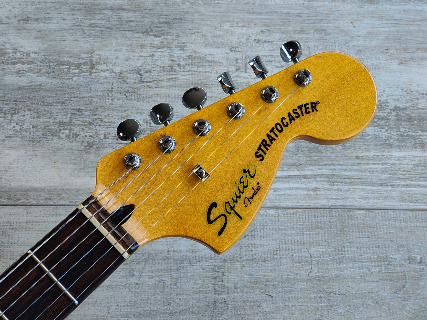 2018 Squier Vintage Modified HSS Stratocaster w/Duncan Designed Pickups (Sunburst)