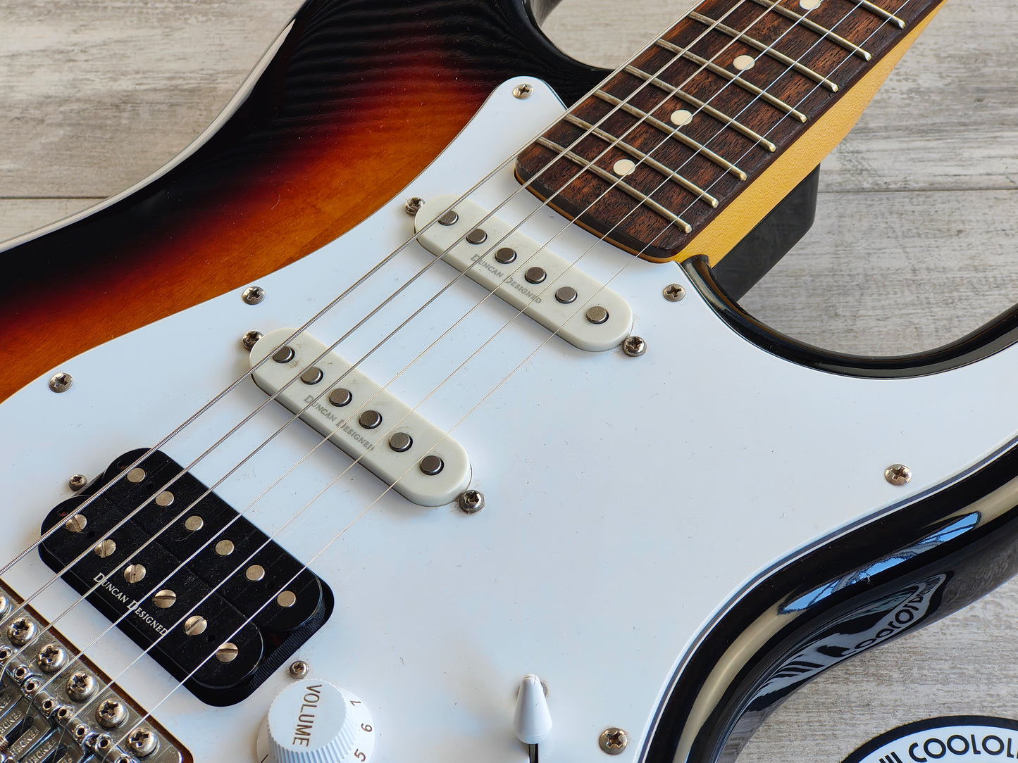 2018 Squier Vintage Modified HSS Stratocaster w/Duncan Designed Pickups (Sunburst)