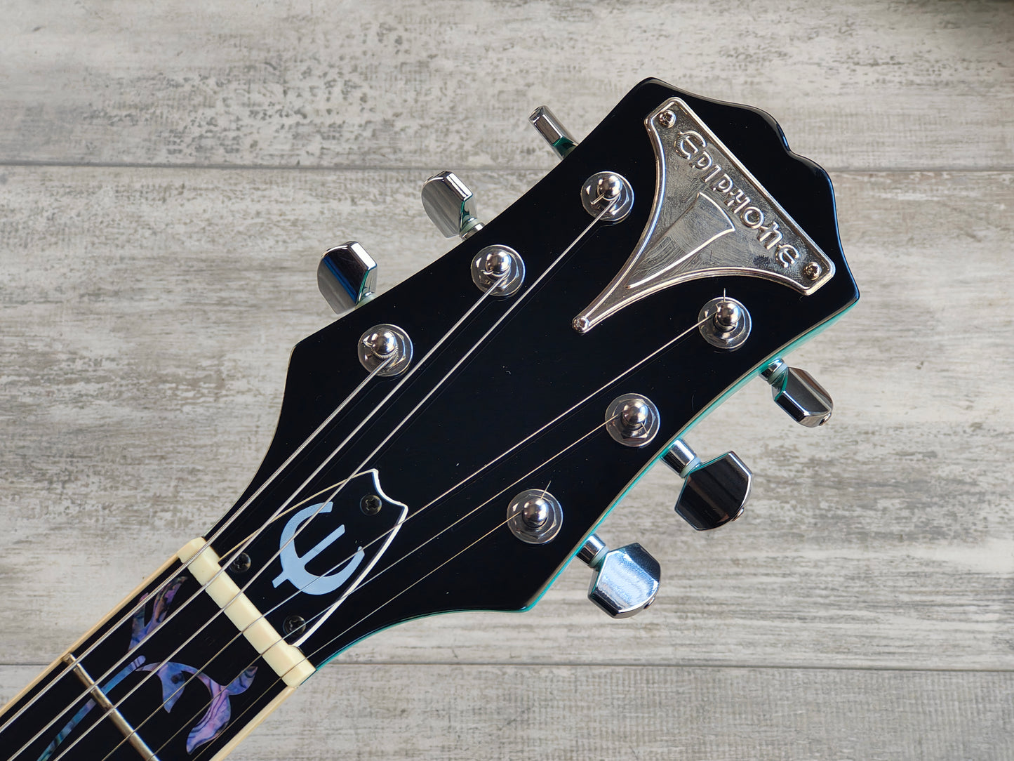 2001 Epiphone Korea Wildkat Limited Edition Semi-Hollowbody (Turqoise)