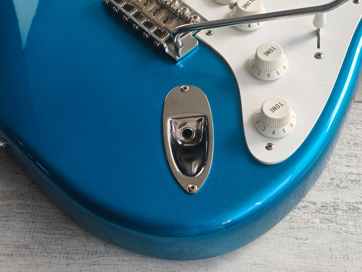 2002 Fender Japan ST57-70TX '57 Reissue Stratocaster w/Texas Specials (Lake Placid Blue)