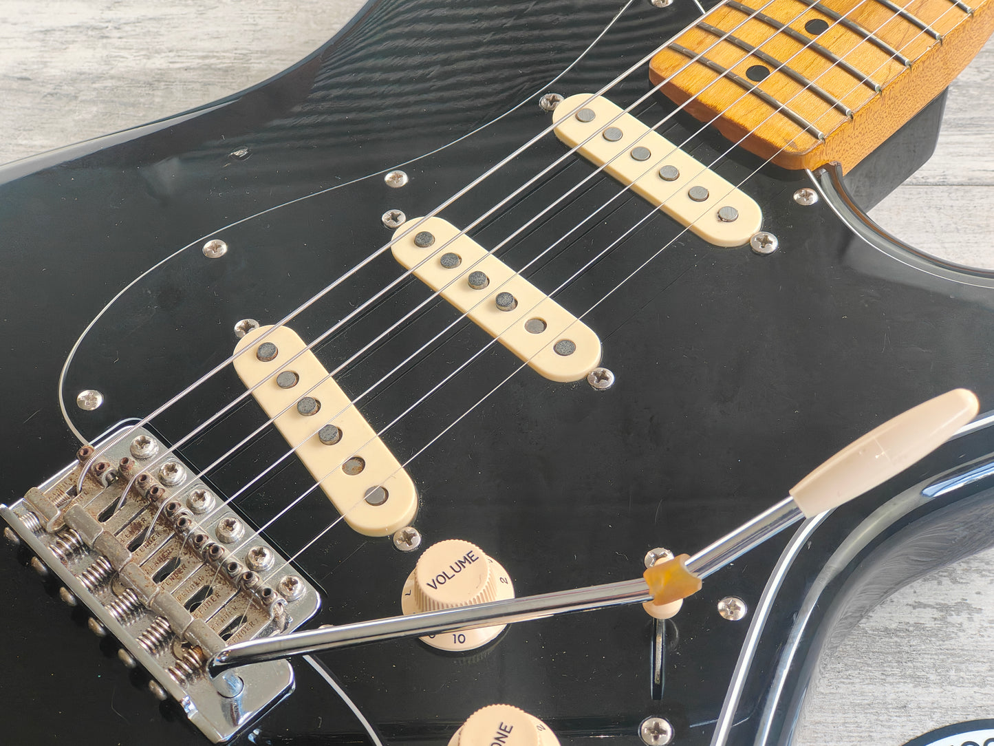 1993 Fender Japan ST54-70 '54 Reissue Stratocaster (Gilmour Black)