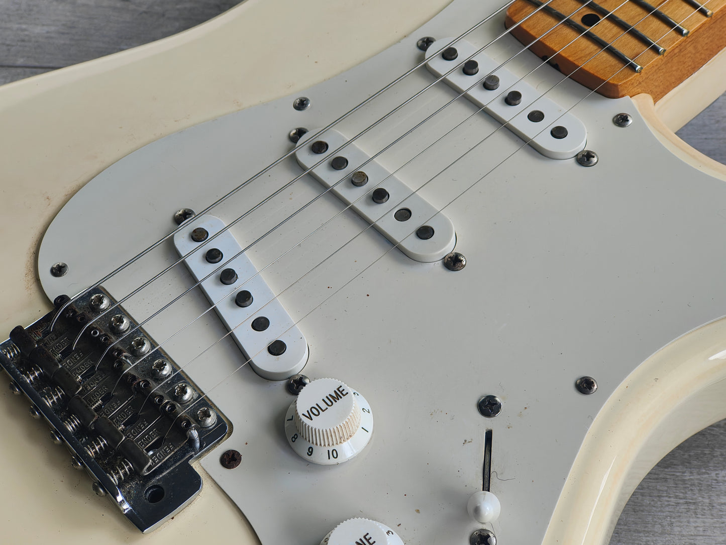 2003 Fender Limited Edition Vintage Player 50's Stratocaster (Vintage White)
