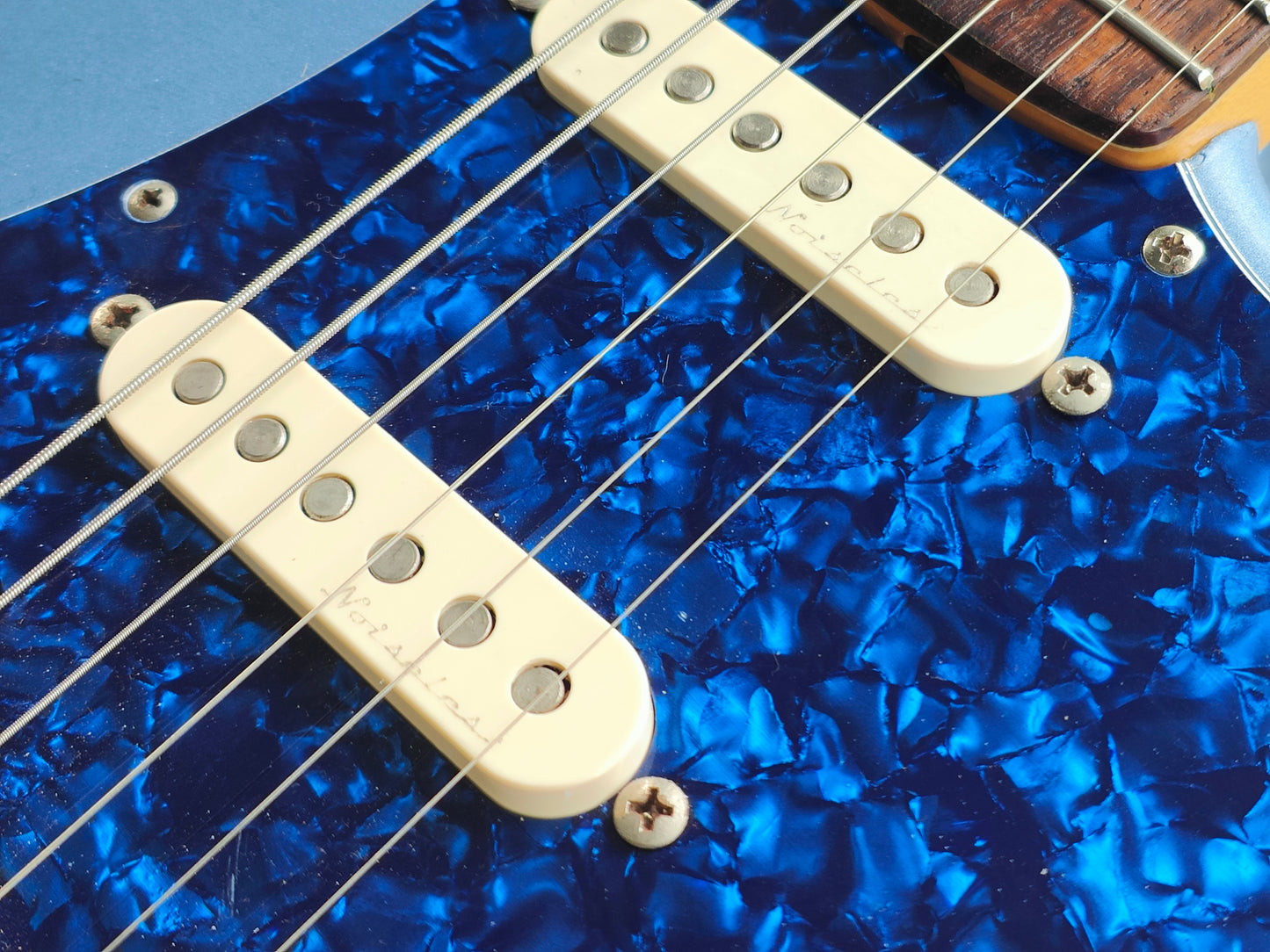 1993 Fender Japan ST62 '62 Reissue Stratocaster w/Noiseless Pickups (Ice Blue Metallic)