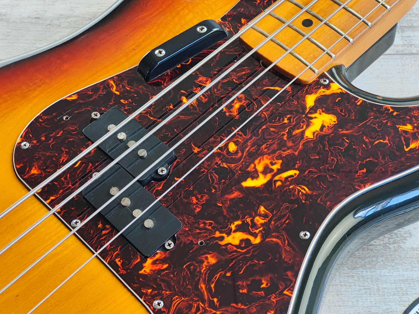 1980 Yamaha Japan PB-400 Pulser Precision Bass (Sunburst)