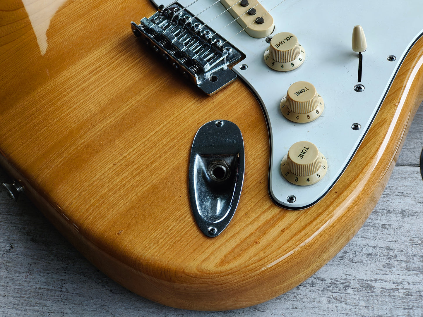 1979 Yamaha Japan SR400 "Super Rock'n Roller" Stratocaster (Natural)