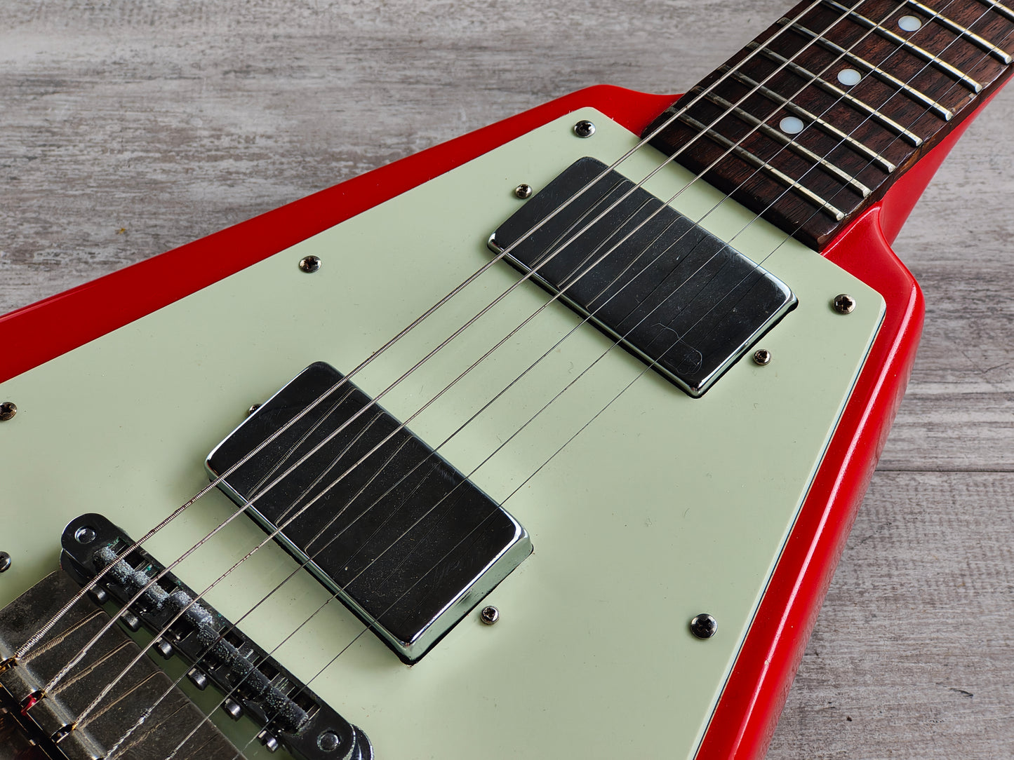 2005 Epiphone Flying V w/Vibrola (Red)
