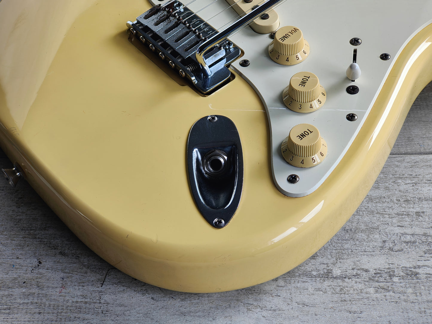 1990 Fender Japan STM-750DM Pro Feel "Medium Scale" Stratocaster w/Dimarzio's (White)