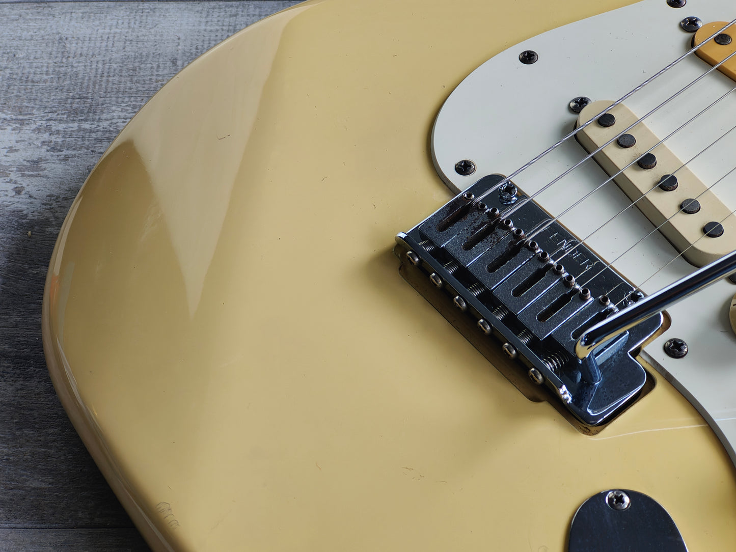 1990 Fender Japan STM-750DM Pro Feel "Medium Scale" Stratocaster w/Dimarzio's (White)