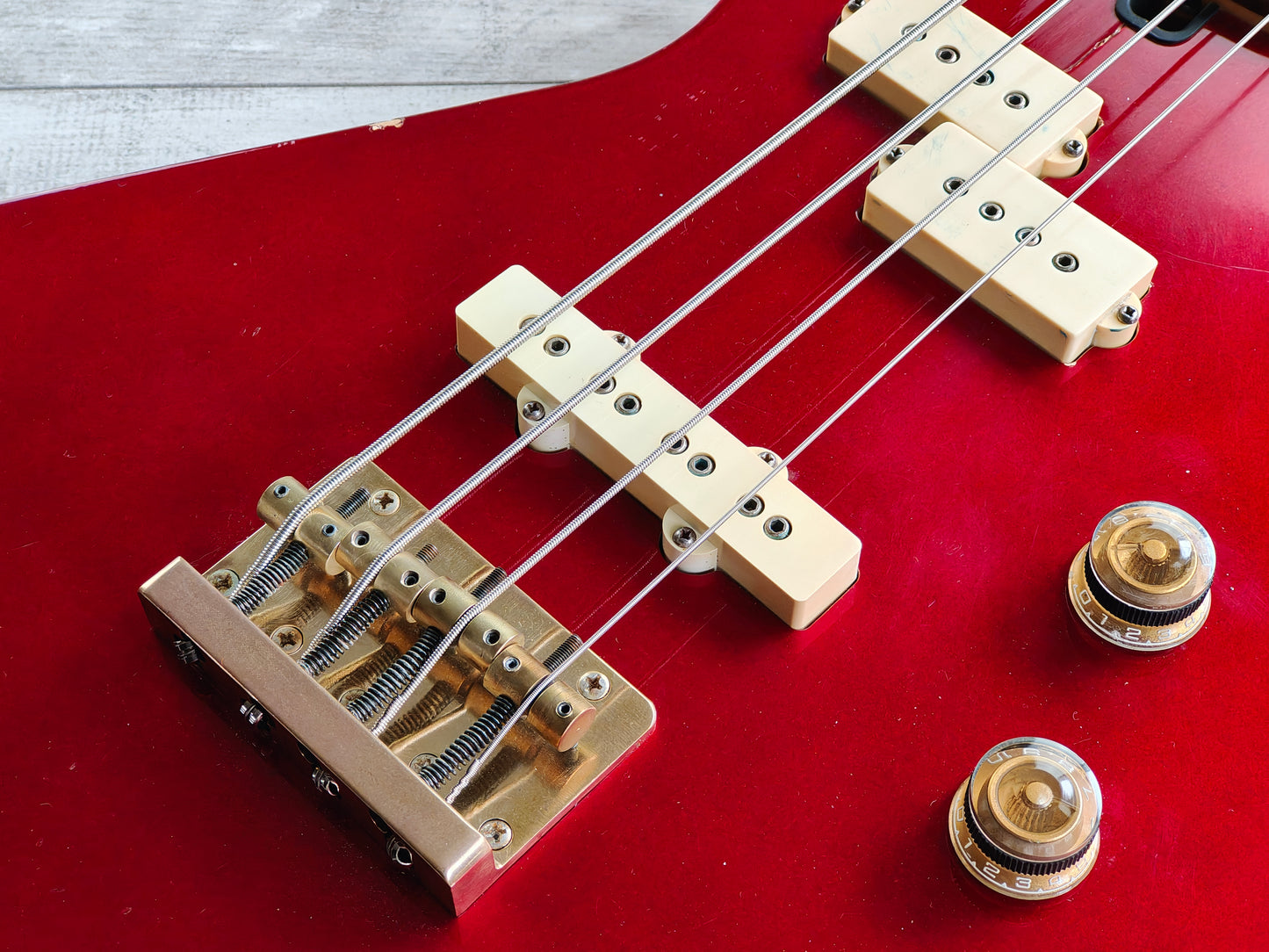 1983 Ibanez Japan DT-700 Destroyer II Medium Scale Bass (Fire Red)