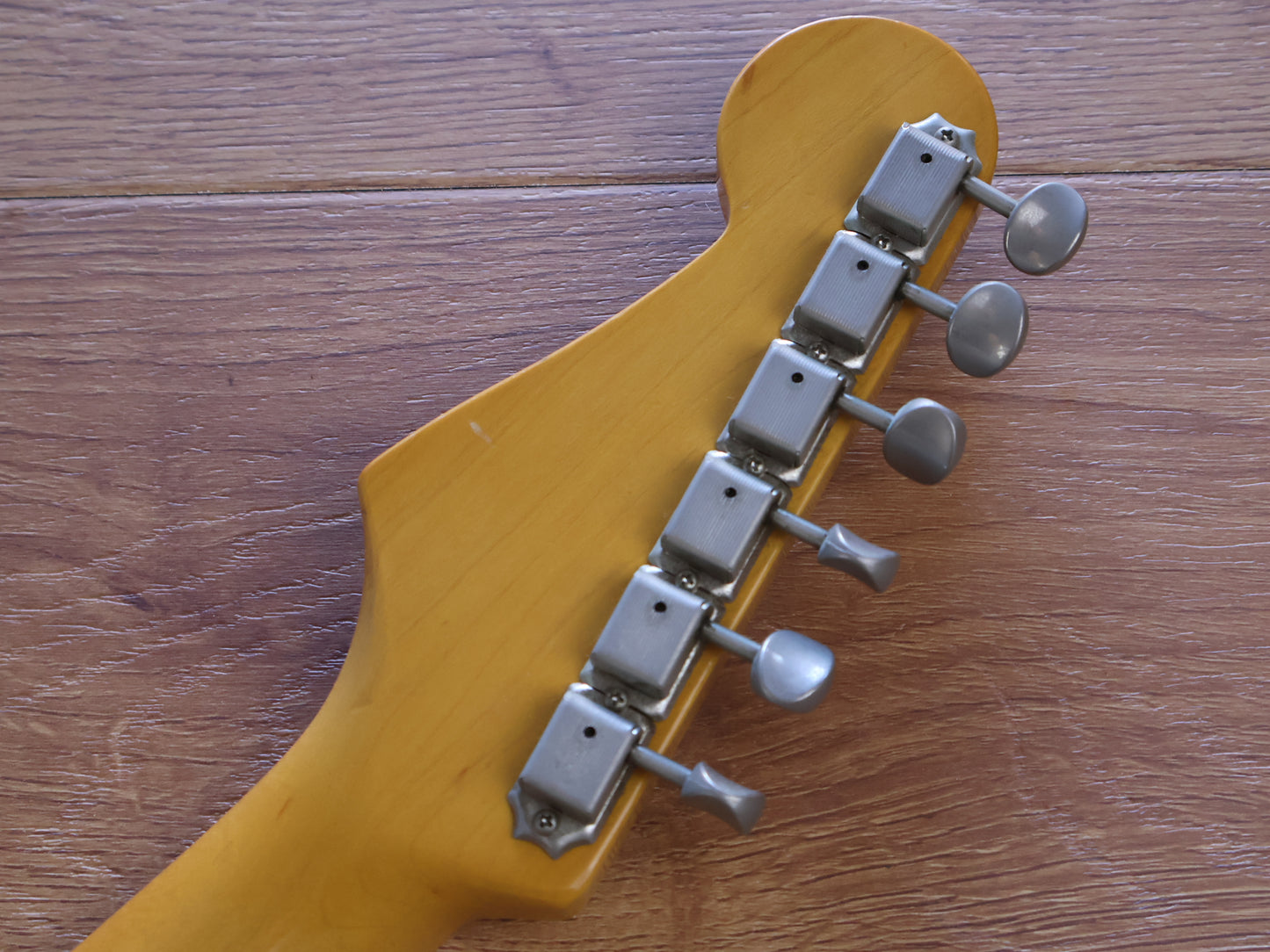 2006 Fender Japan '57 Reissue Pop Punk Machine (Capri Orange)
