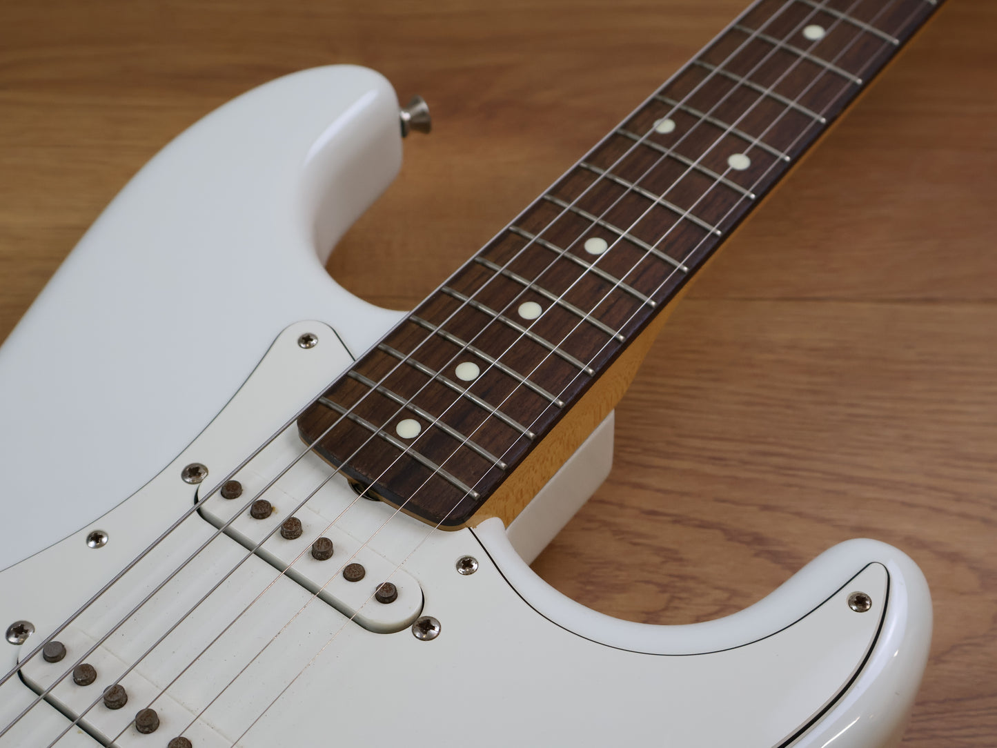 2023 Fender Traditional 60's Stratocaster (Olympic White w/Blue Stripe)