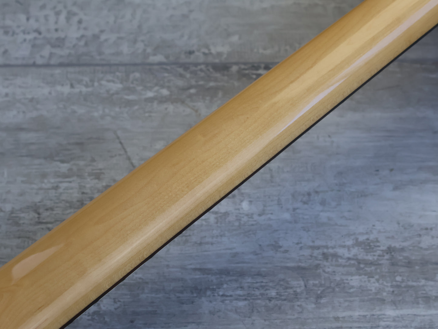 2023 Fender Japan Traditional '60s LH Left Handed Mustang (Olympic White)