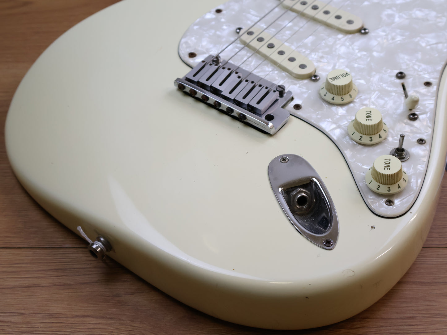 1992 Fender USA Stratocaster Standard (White)
