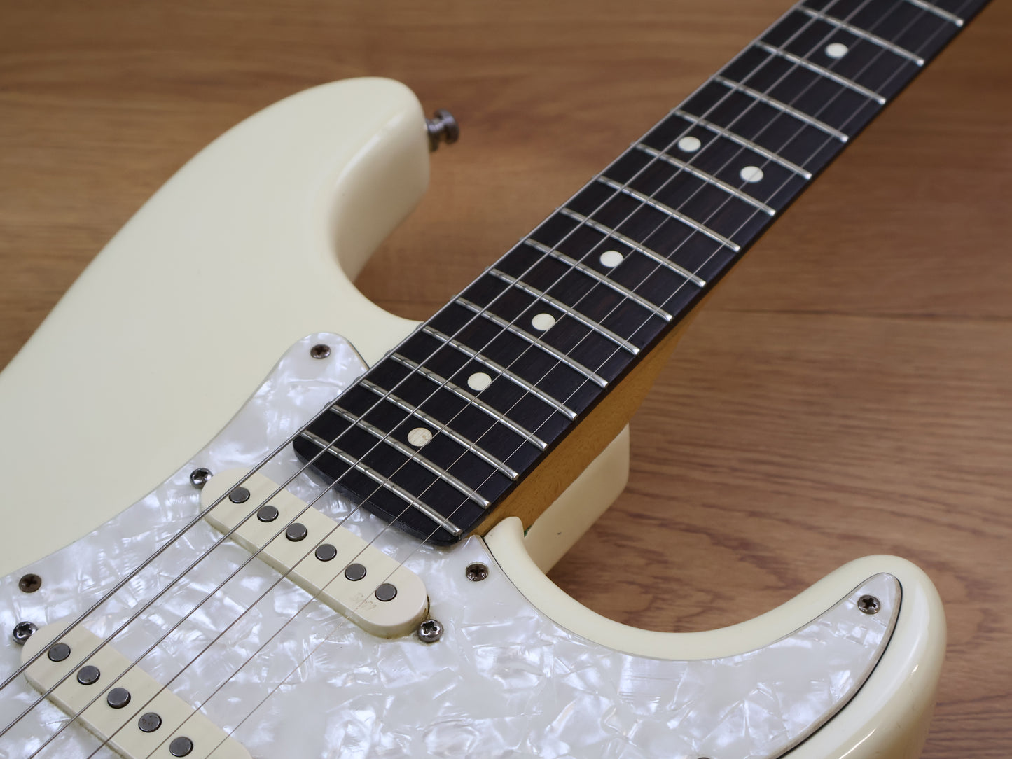 1992 Fender USA Stratocaster Standard (White)