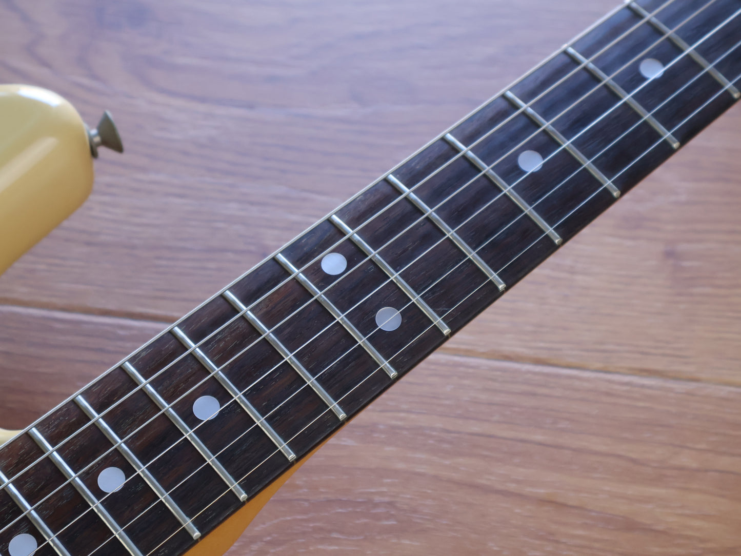 1985 Tokai Japan SS-40 Silver Star Stratocaster (Vintage White)