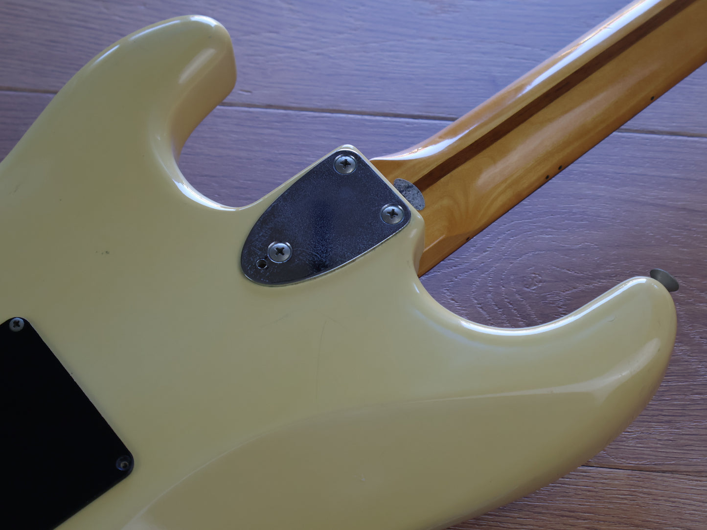 1985 Tokai Japan SS-40 Silver Star Stratocaster (Vintage White)