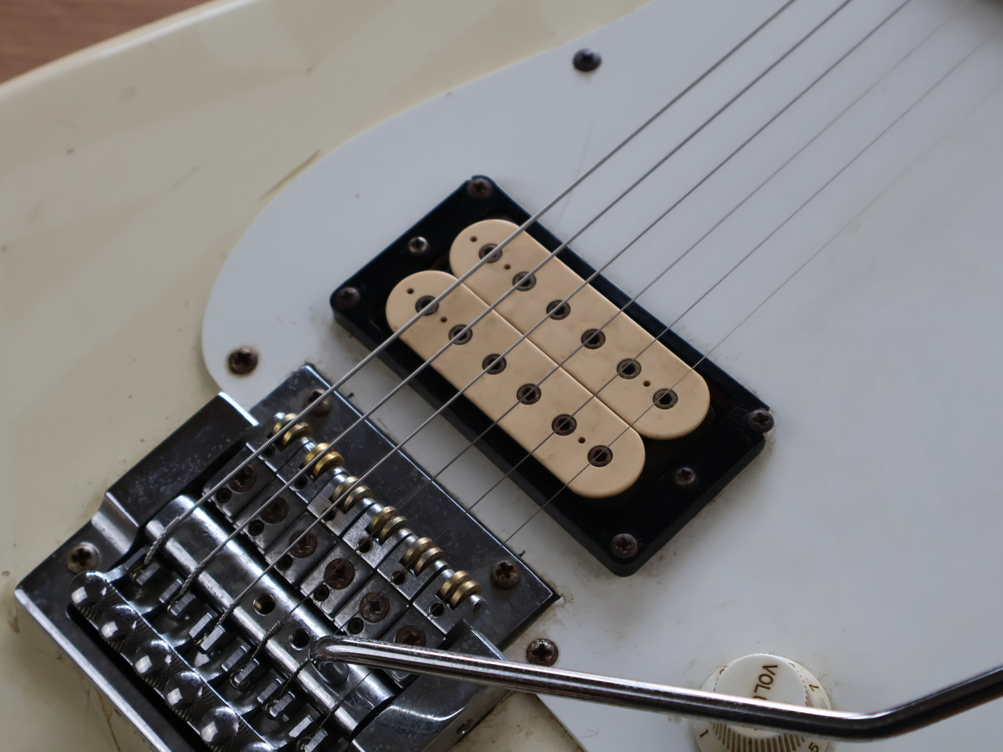1984 Squier Japan SQ Series ST702 Contemporary Modified Stratocaster (Vintage White)