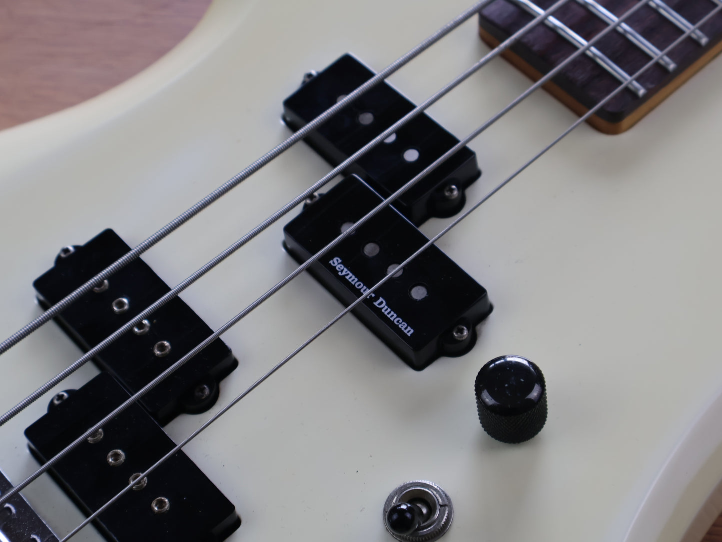 1987 BC Rich Japan NJ Series MB-20 Mockingbird Bass w/Varitone (Vintage White)