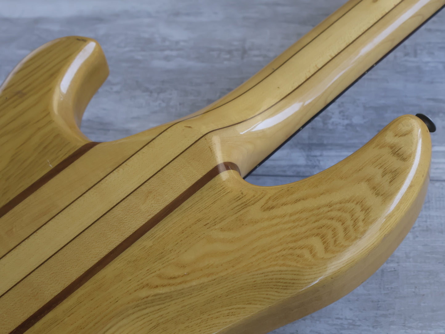 1979 Aria Pro II TSB-650 Tri-Sound Series Neckthrough Bass (Natural)